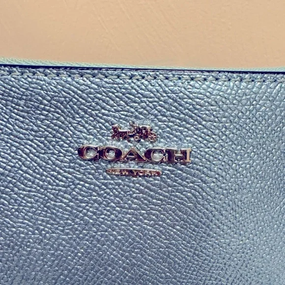 Coach Corner Zip Wristlet Metallic Sky Blue F21070 NWOT - Picture 5 of 6